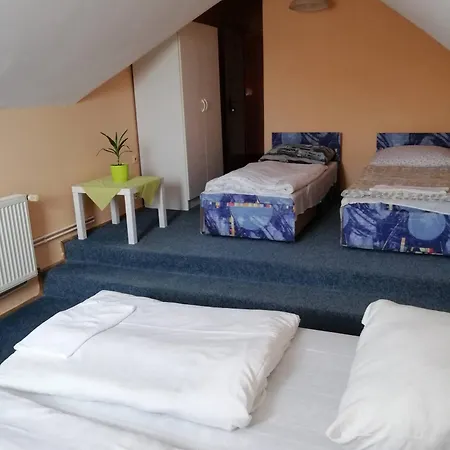Ubytování v soukromí Flamingo Etterem, Maganszallashely Somlojeno